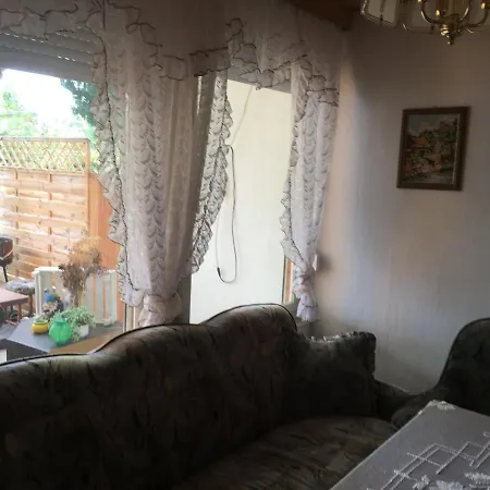 Ferienhaus 31 Mit Wohnkuche Und 2 Schlafzimmer *